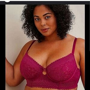 ⚘️Nwt Torrid bra size 3